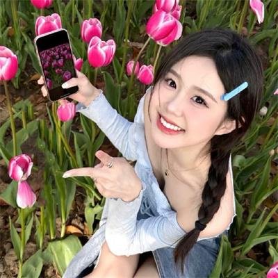 神奇的花朵 海报